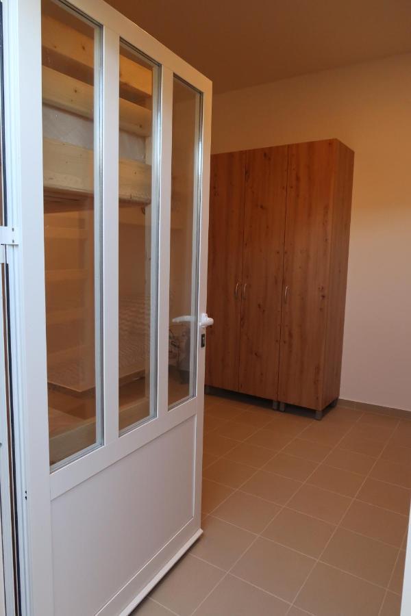 Willa Robinson Olive Tree Huts Čara Zewnętrze zdjęcie